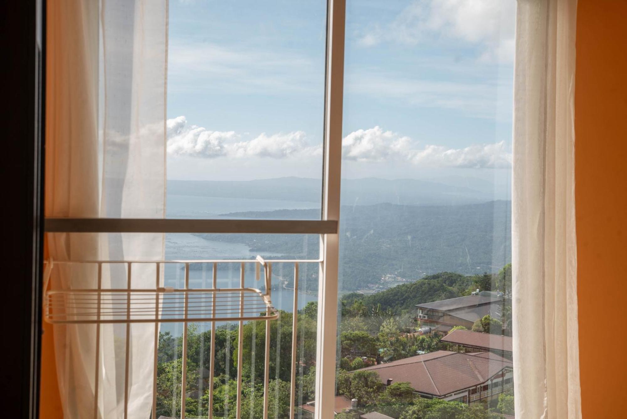 Wind Residences For Rent - Luiice Тагайтай Экстерьер фото