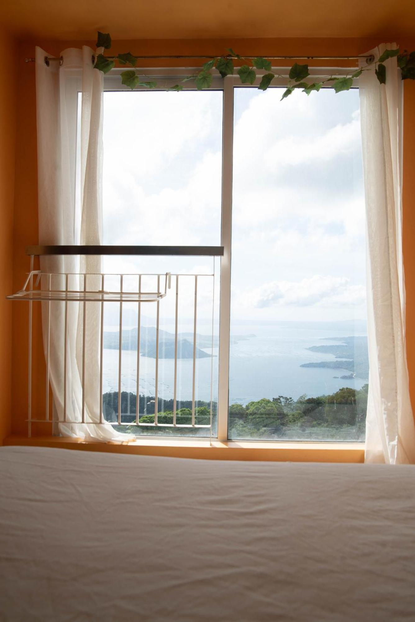 Wind Residences For Rent - Luiice Тагайтай Экстерьер фото
