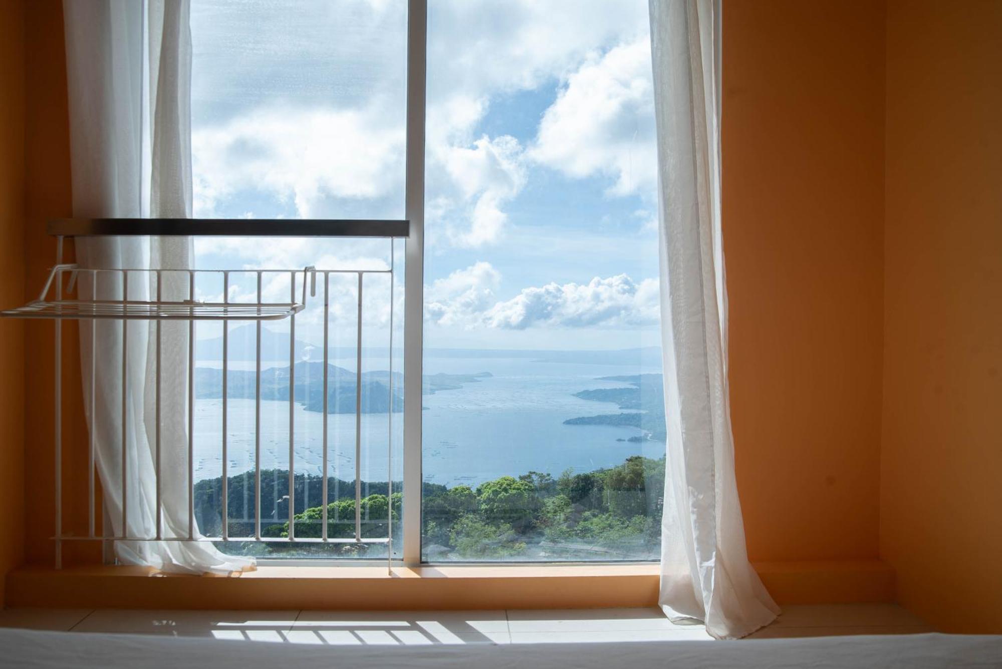 Wind Residences For Rent - Luiice Тагайтай Экстерьер фото